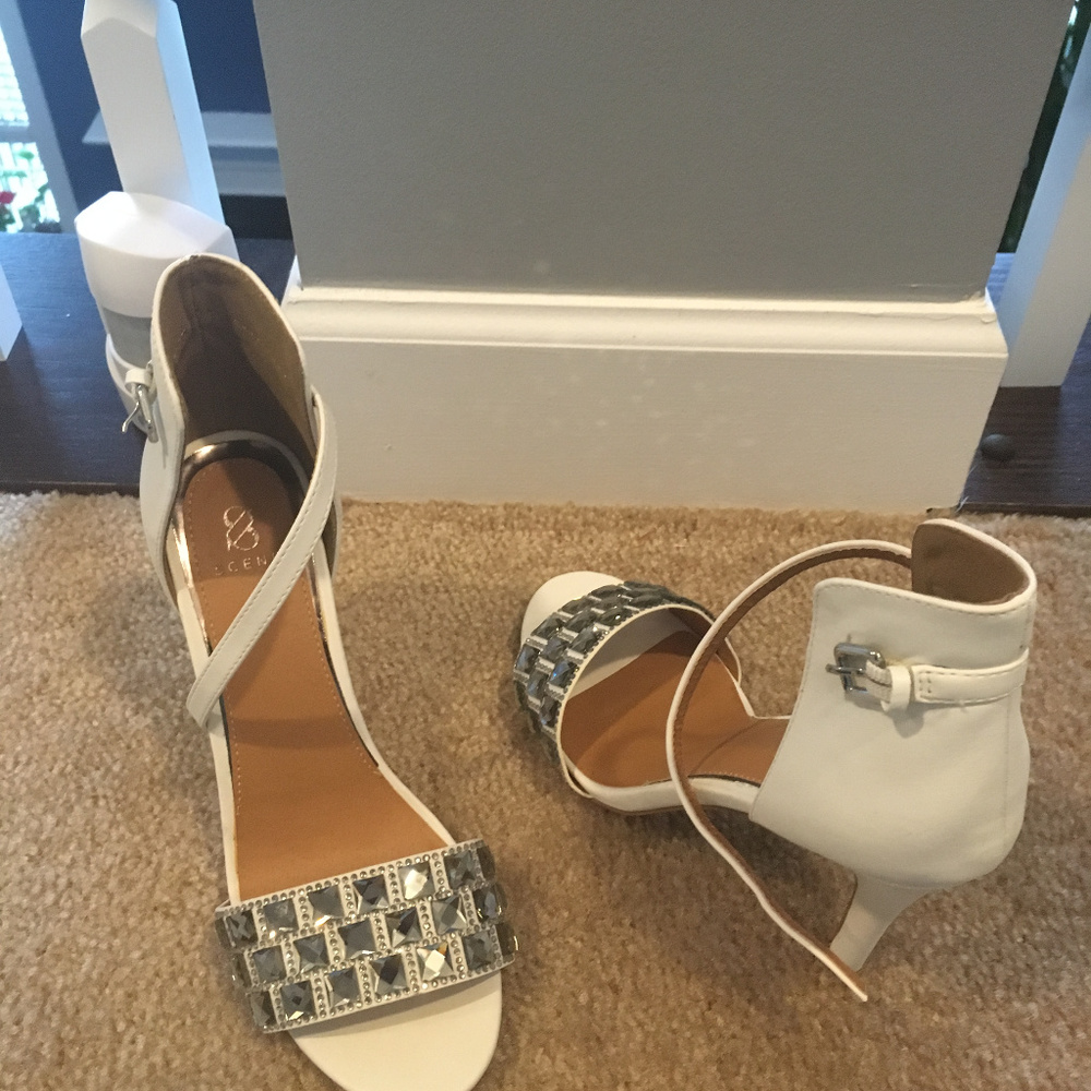 Pumps - Picture 5 of 6